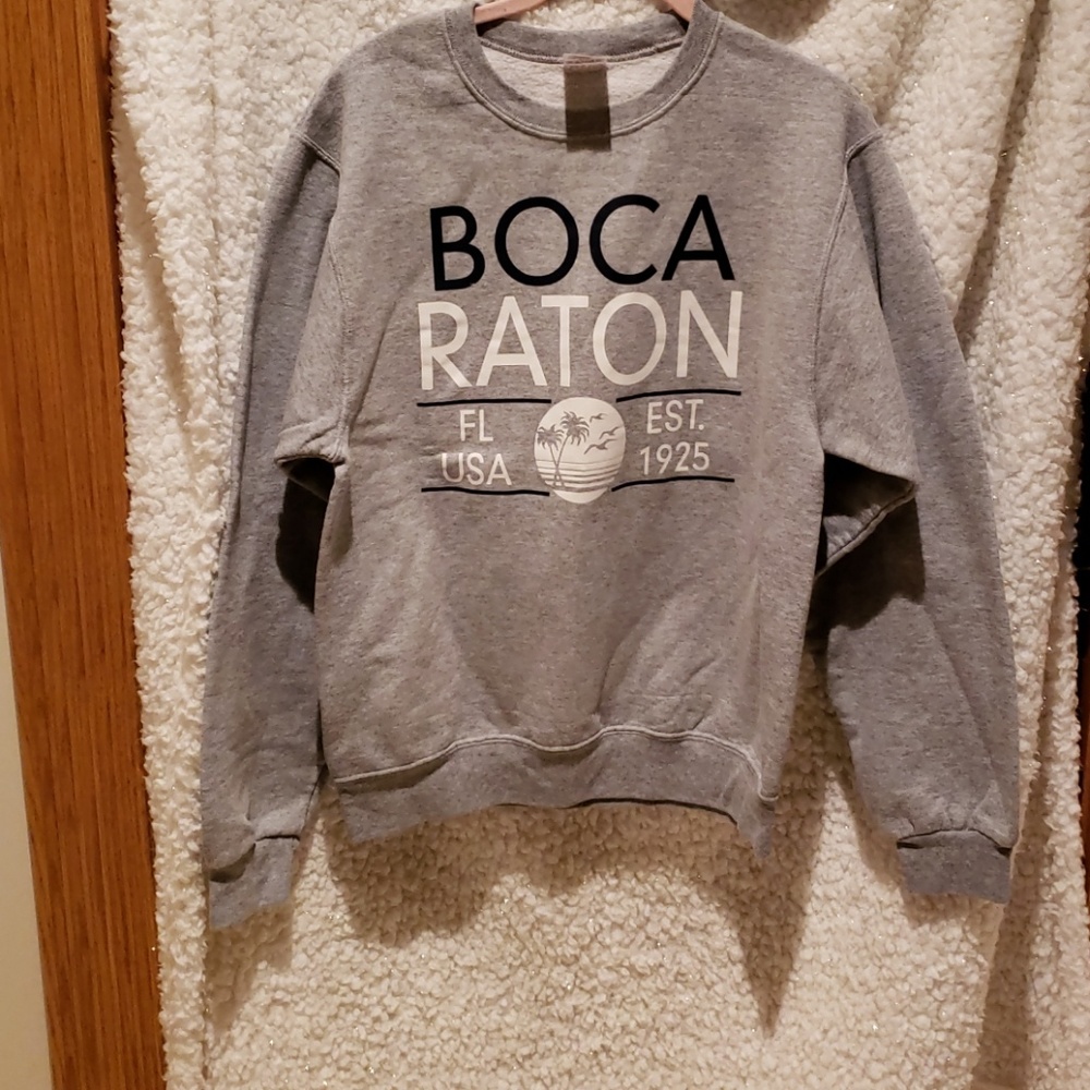 Sweatshirt